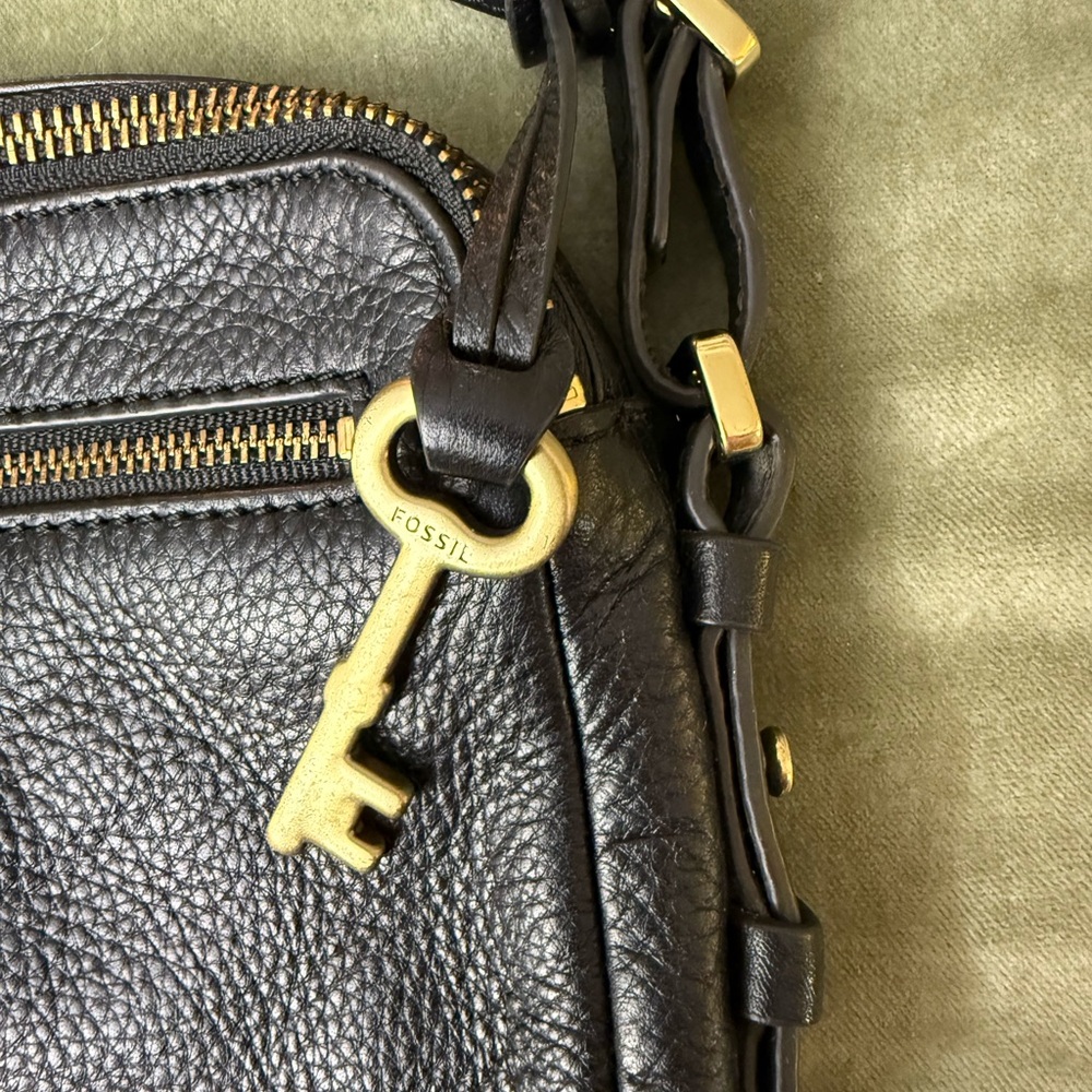 Fossil piper Toaster Leather Crossbody Bag built in card holder with key fob OSP - Picture 2 of 15